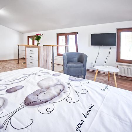 Nice Accommodation In Mikulov Exteriér fotografie