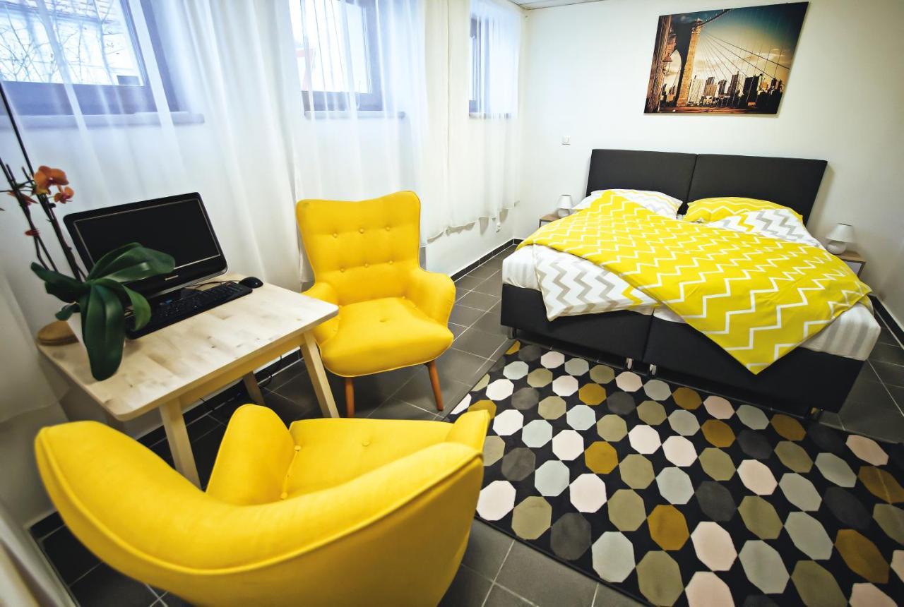 Nice Accommodation In Mikulov Exteriér fotografie