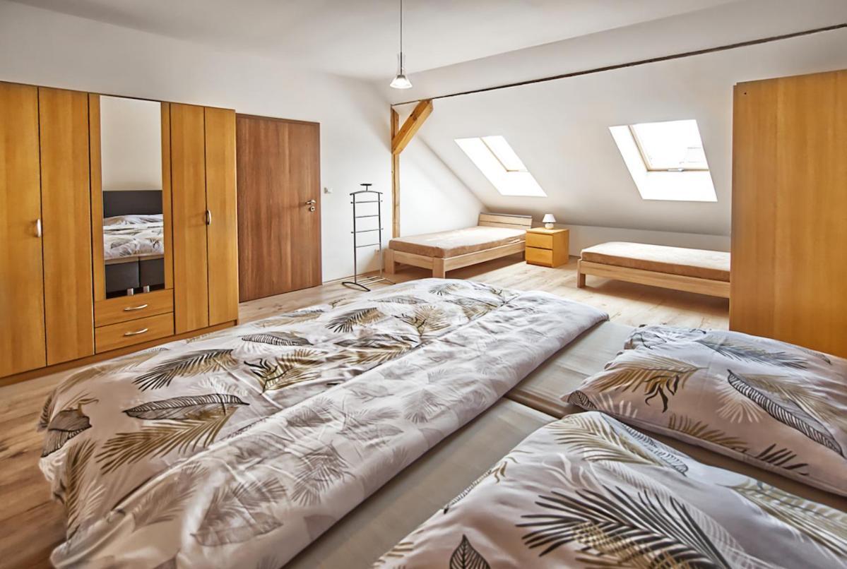 Nice Accommodation In Mikulov Exteriér fotografie